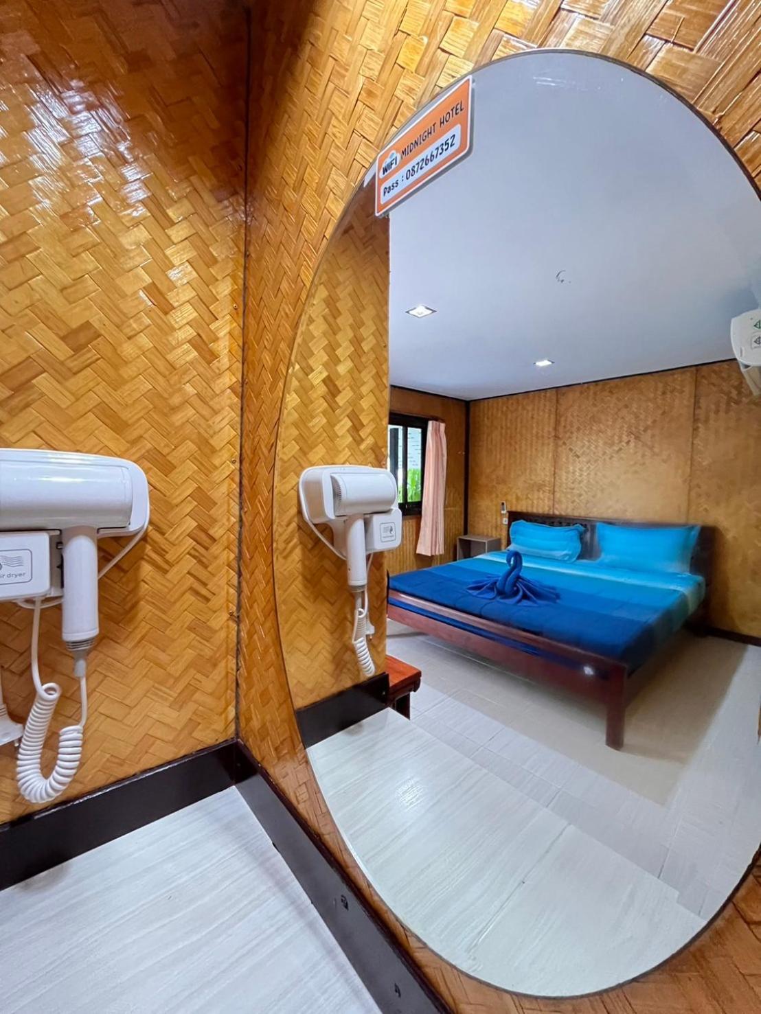 View Garden Resort Phi Phi Don Exterior photo